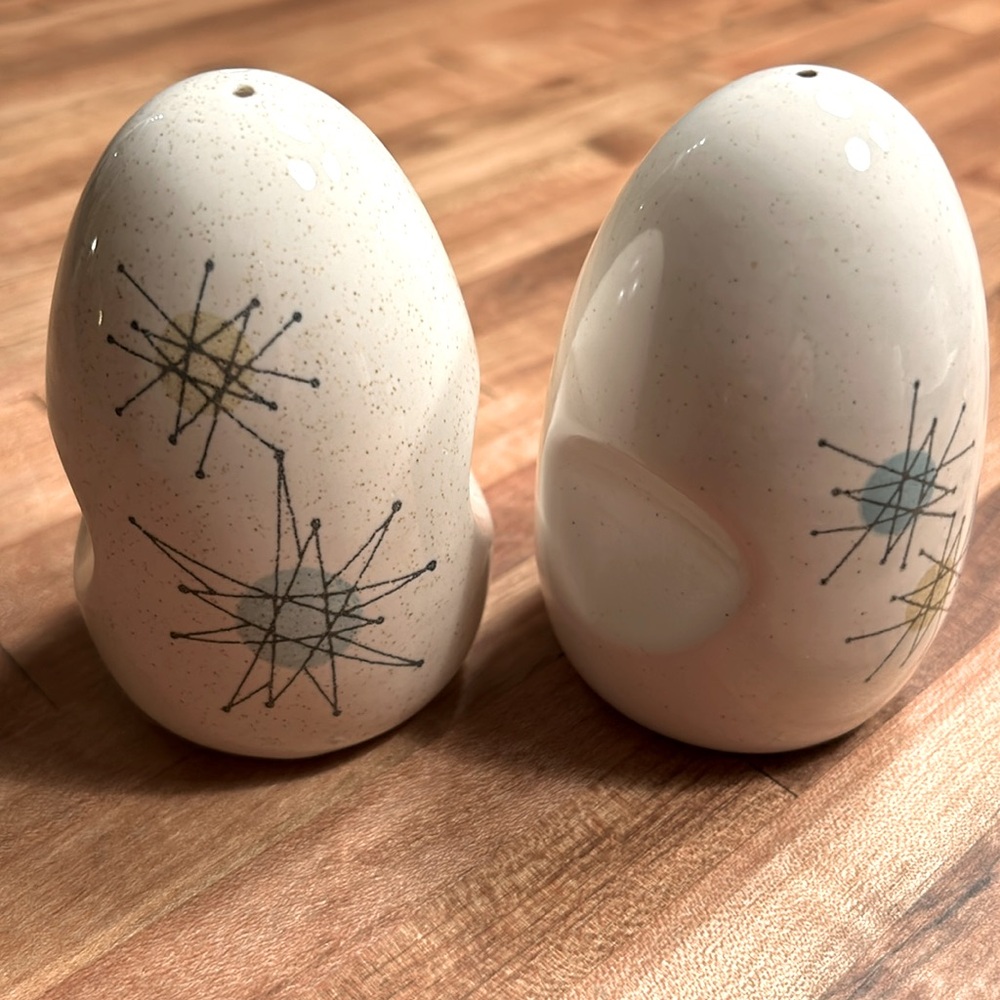 Vintage Franciscan Atomic Starburst Salt and Pepper Set